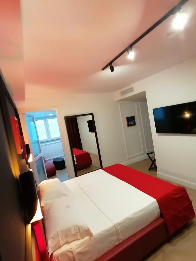 Hotel Xbusiness Nola Exteriör bild